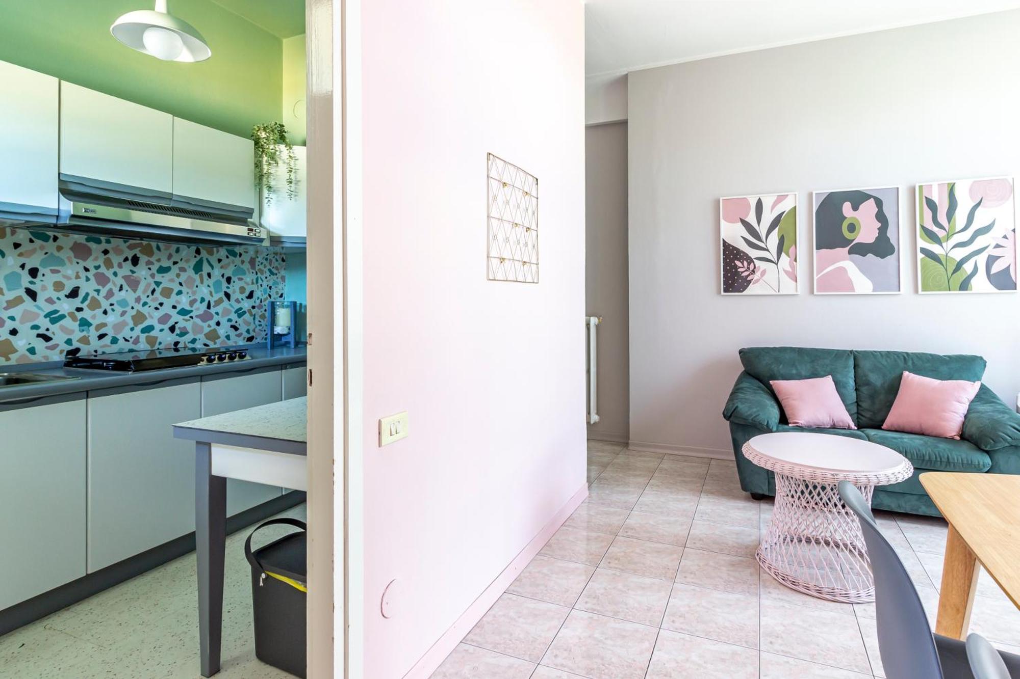 Parking & Terrace - Large 90 Mq - Self Check-In & Remote Access Apartment Комо Екстериор снимка